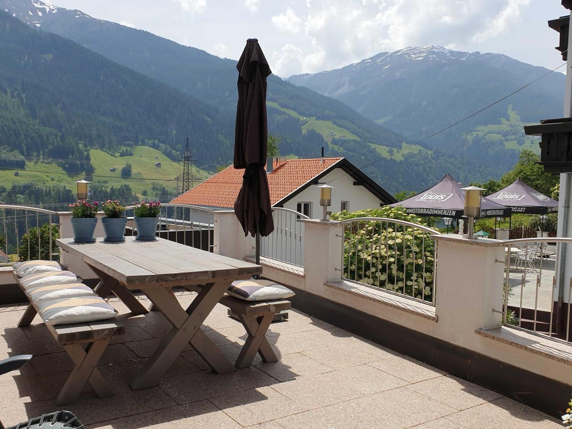 Haus Anna Ein Haus Mit Herz Fliess Bilik gambar